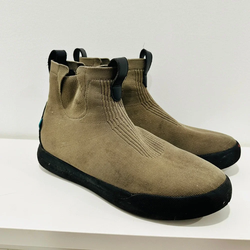 Vessi Weekend Chelsea Mens 10 Waterproof Knit Boots Olive Green Brown Ankle Boot